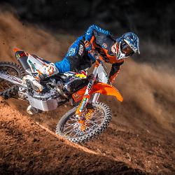 KTM 450 SX-F MY 2017 Action 04